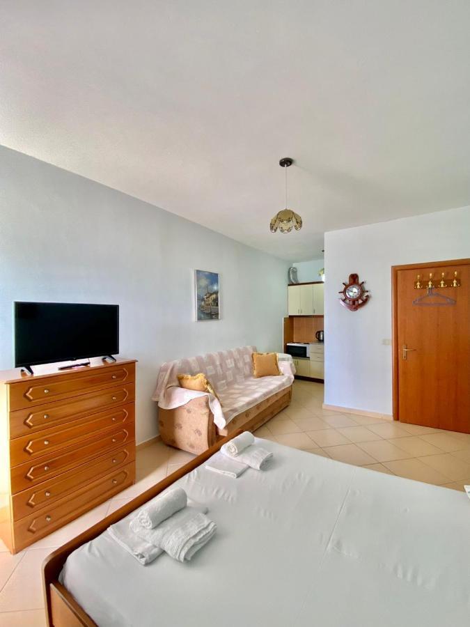 Caramel Sun Studios Apts Σαράντα Εξωτερικό φωτογραφία